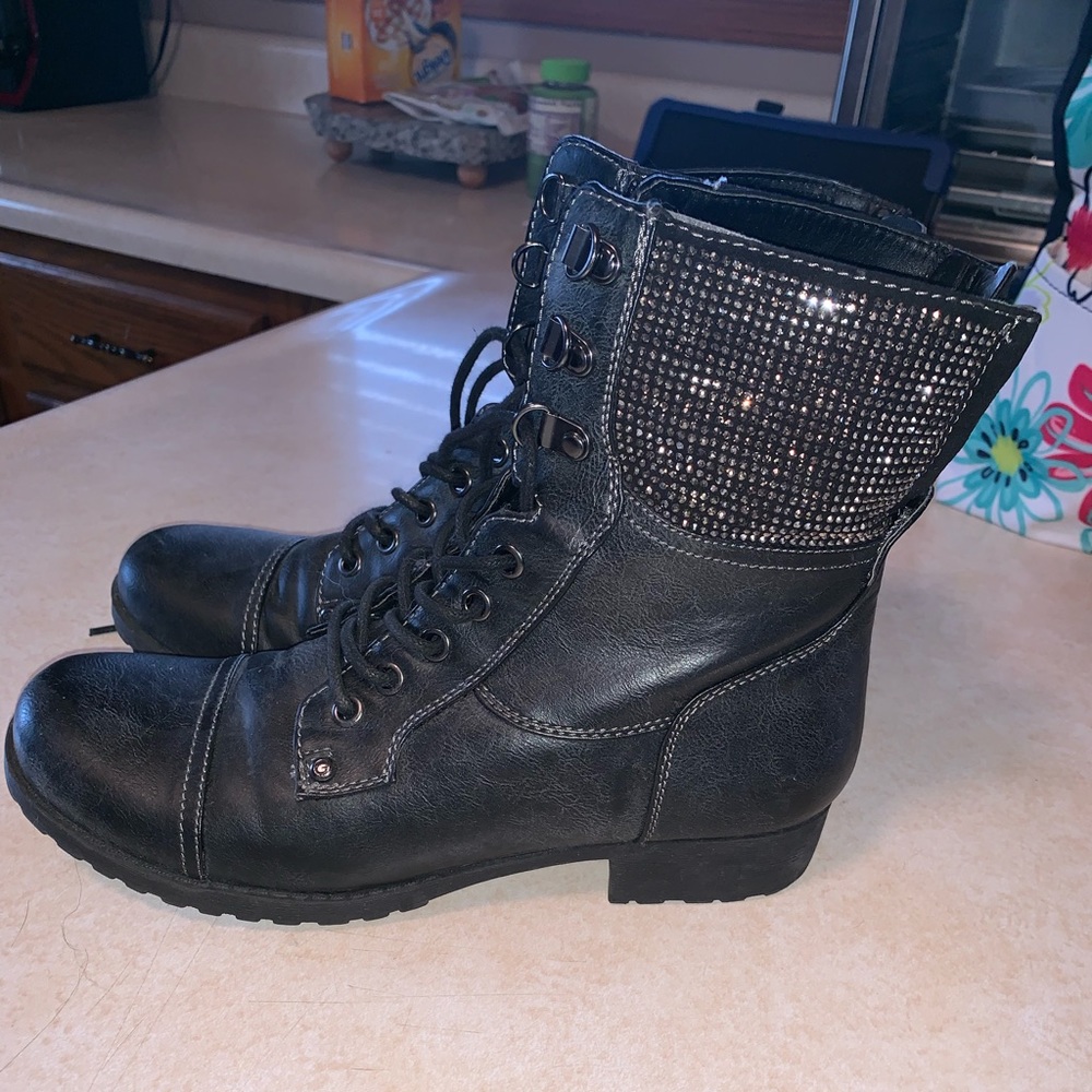 Black GUESS boots